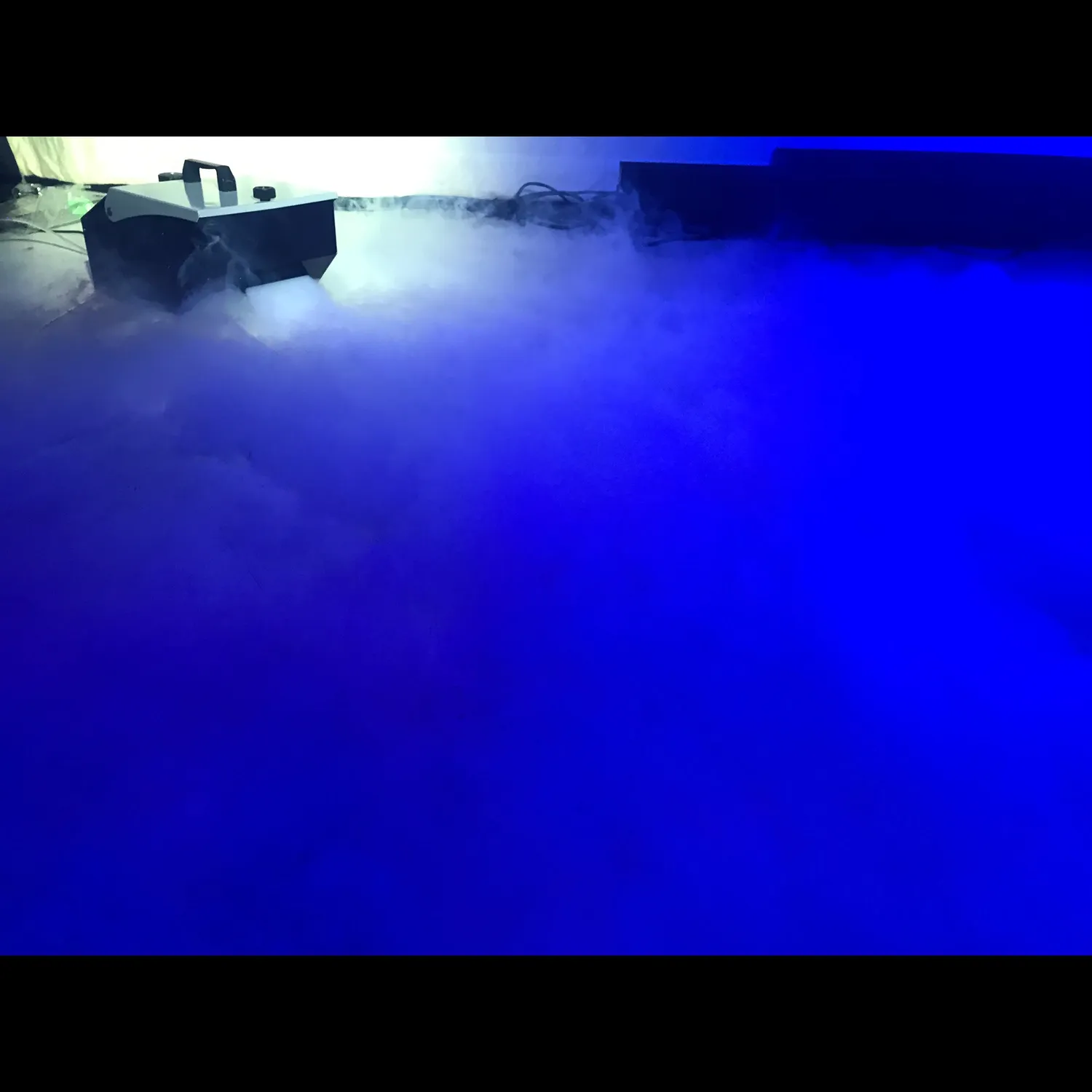 American DJ Kool Fog liquido fumo basso 4 litri