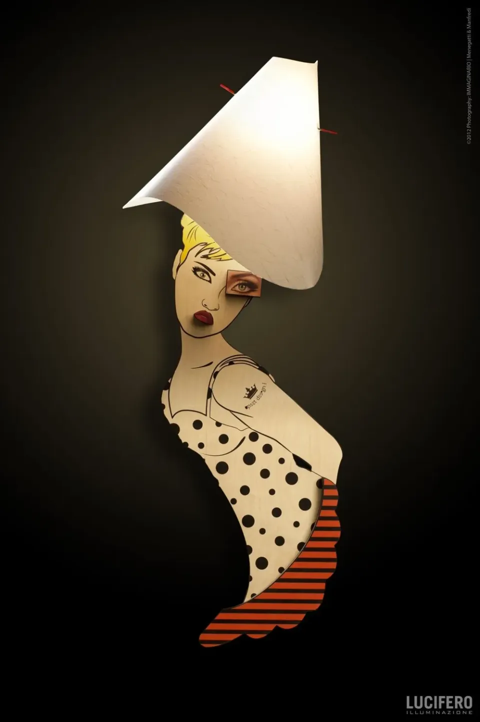 Lucifero Upset Gaia lampada da parete legno 37x97 cm
