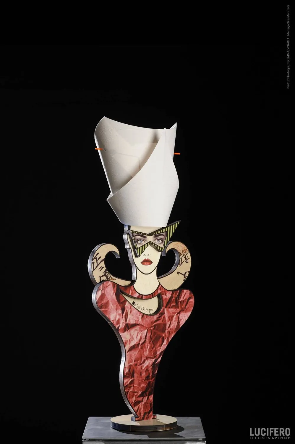 Lucifero Upset Clea lampada da tavolo legno 97 cm
